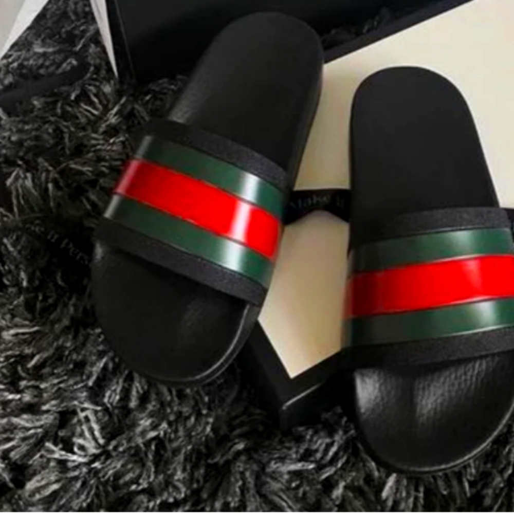 GUCCI 72 SLIDES